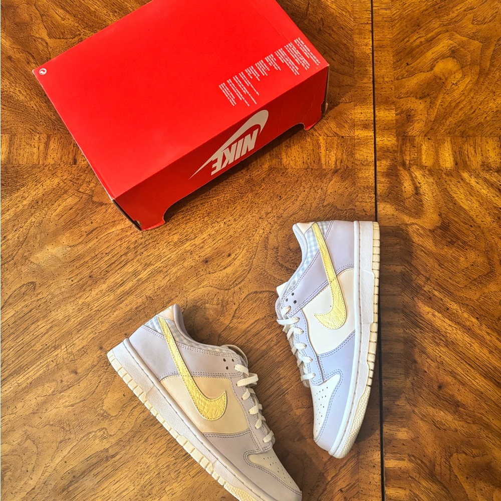 Nike Dunk Low SE BG